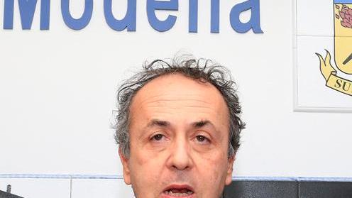 «Polizia allo sfascio, colpa del questore»