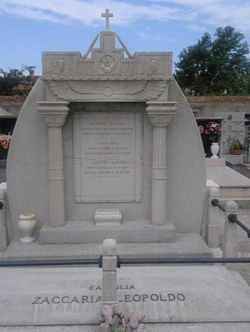 Restaurata tomba di un garibaldino 