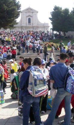 “Il prete che vorrei” un sondaggio boom Ecco tutti i premiati  