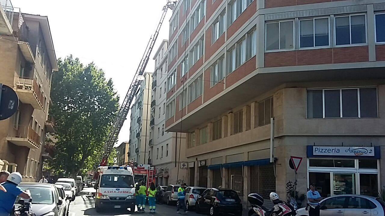Principio d'incendio al grattacielo di piazza Matteotti