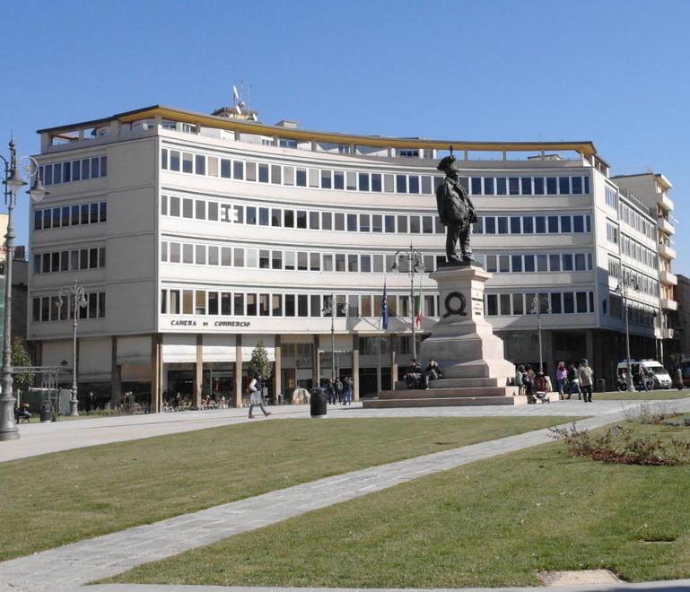 Camera di Commercio, avanza l’ipotesi Viareggio 