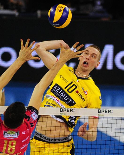 Le Roux va a Mosca Verona su Piano 