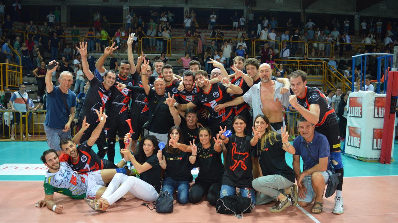 volley