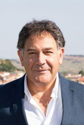 Ciardiello, a capo della lista civica, punta sul sociale