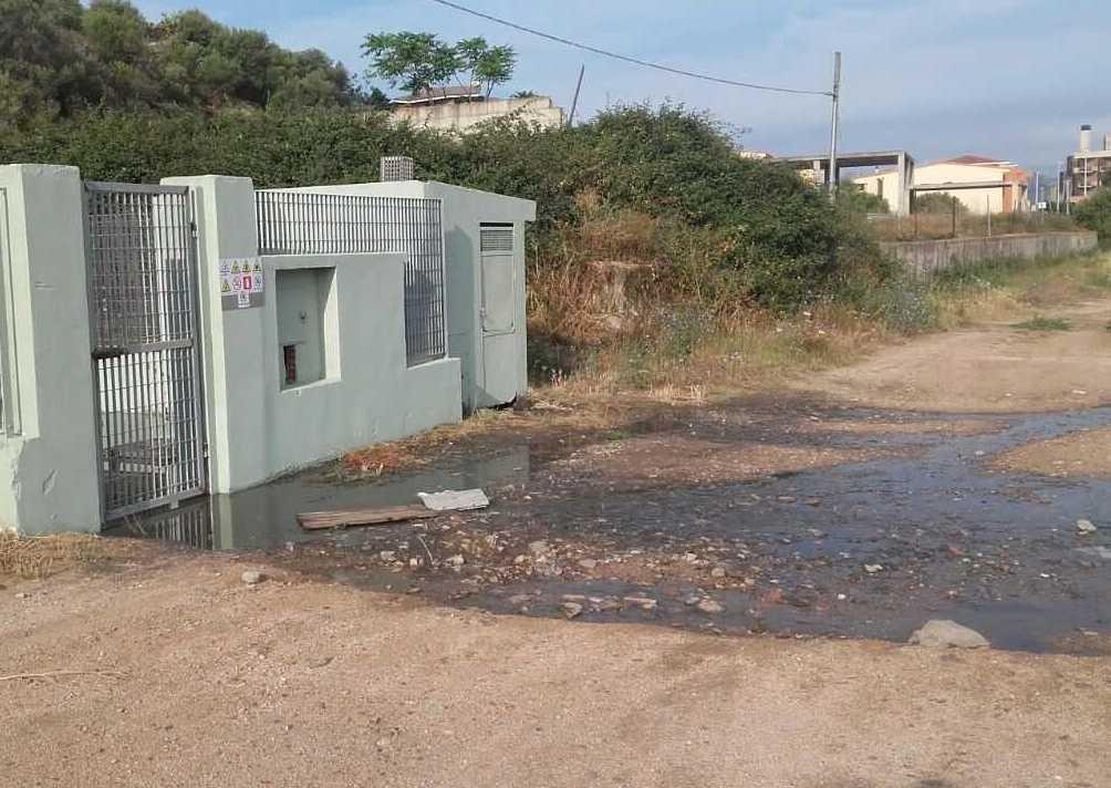 In tilt una pompa di sollevamento, i liquami in mare 