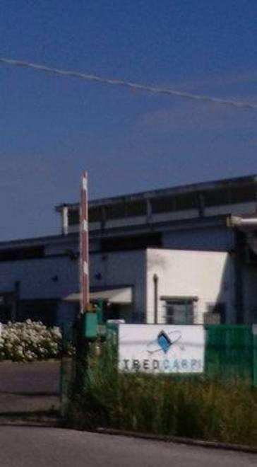 Rogo divampa alla Tred  Bruciati quintali di plastica 
