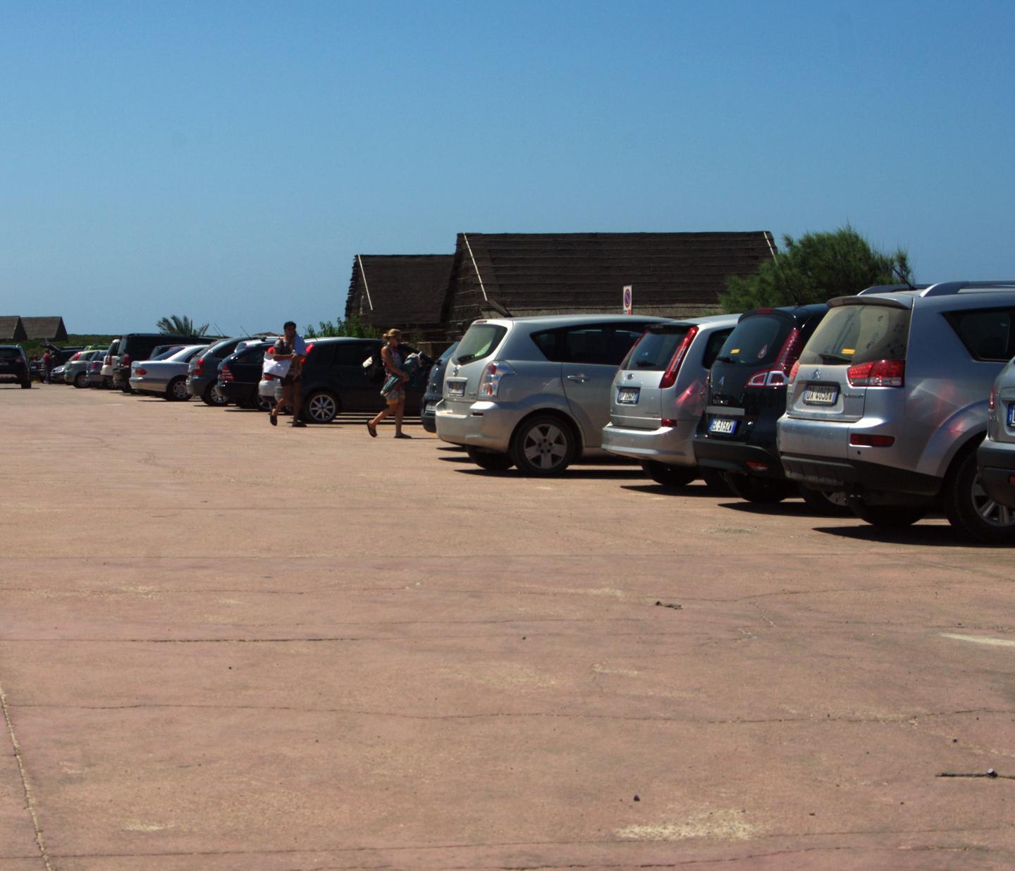 Da sabato parcheggi a pagamento Stangata per chi va a Is Aruttas  