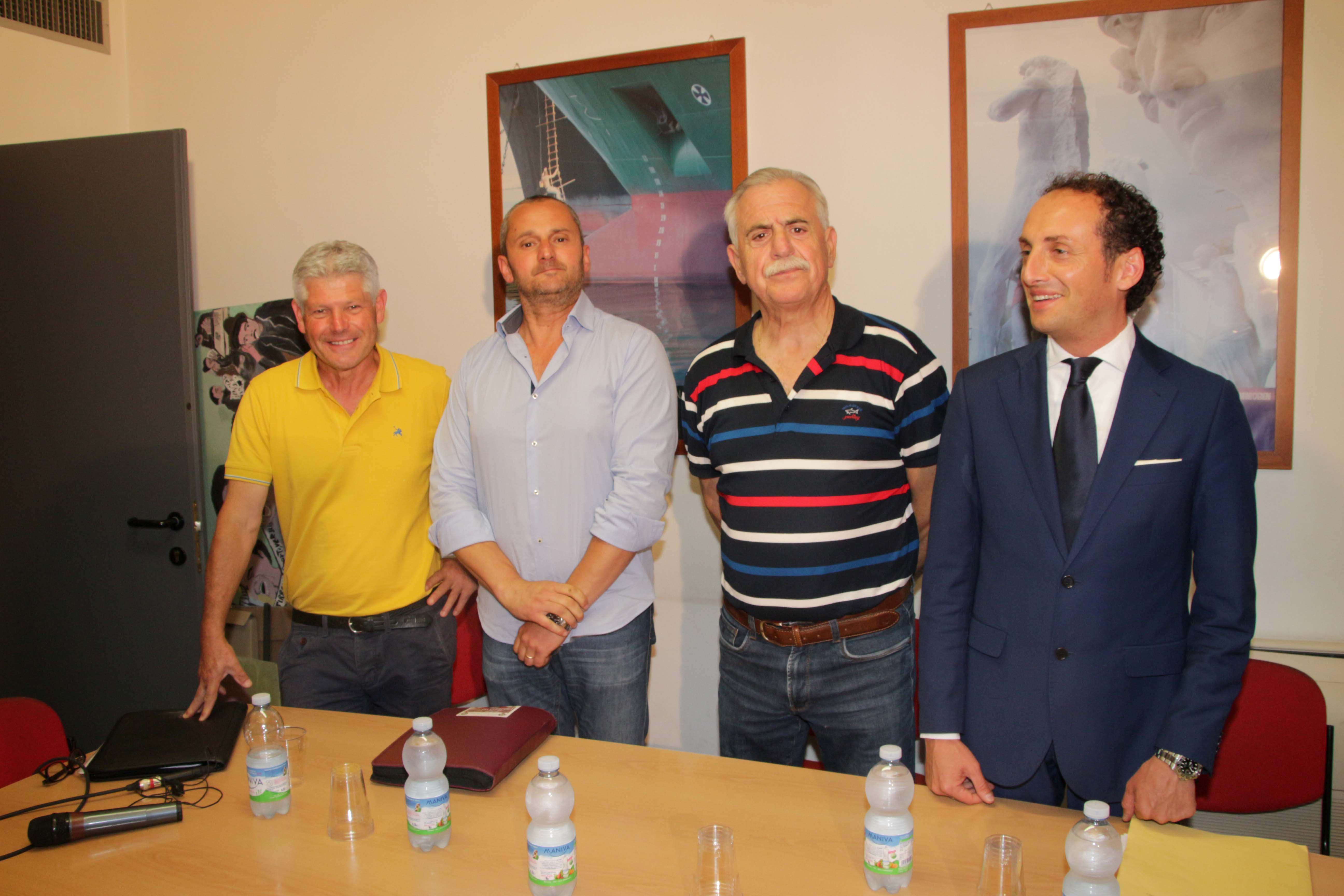 I candidati di Camaiore: «Perché dovete votarci»  