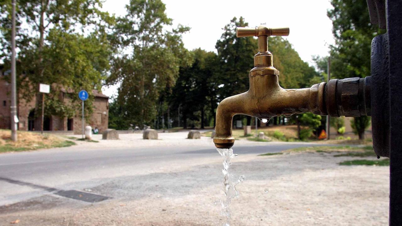 Troppo piombo nell’acqua: rubinetti chiusi all’asilo