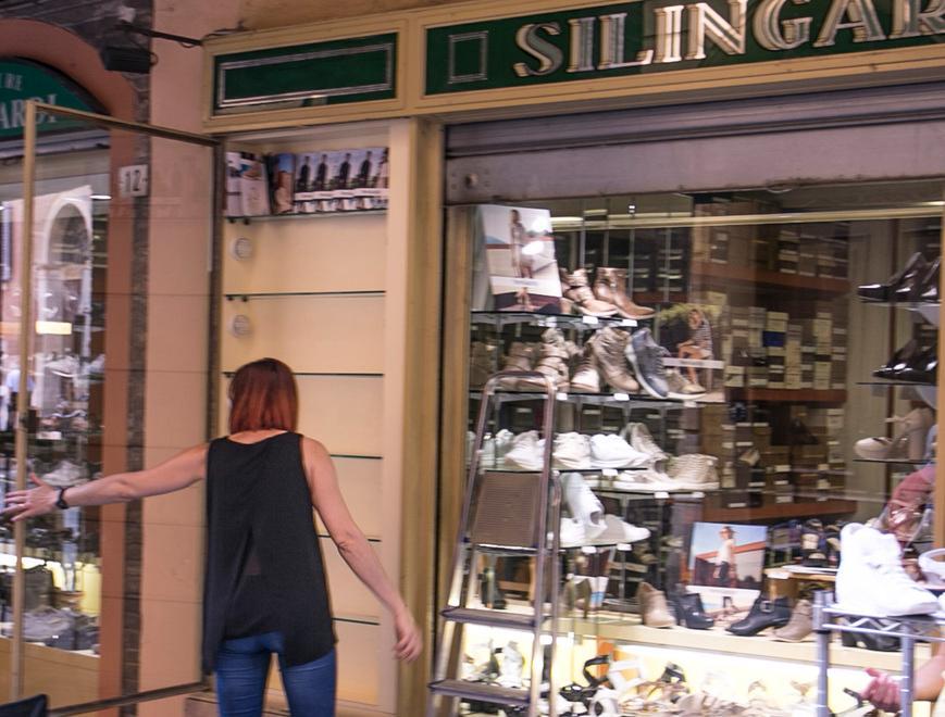 Tre spaccate notturne in centro storico a Modena 