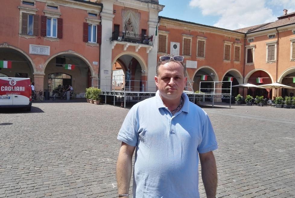 Si licenzia per aiutare il figlio malato gravemente 