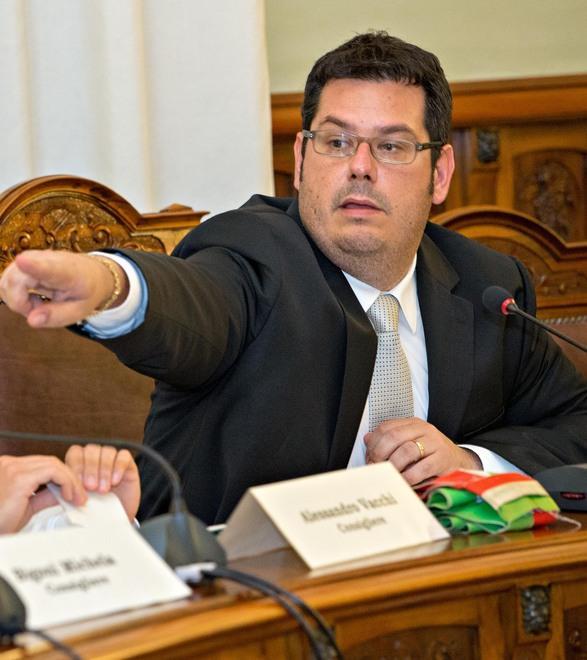 Deficit di 3,7 milioni Il sindaco accusa l’ex ragioniere capo 