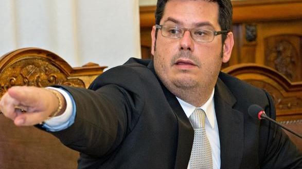 Deficit di 3,7 milioni Il sindaco accusa l’ex ragioniere capo