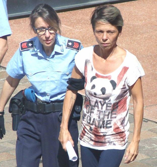 «Domiciliari scelta umana per la bimba» 