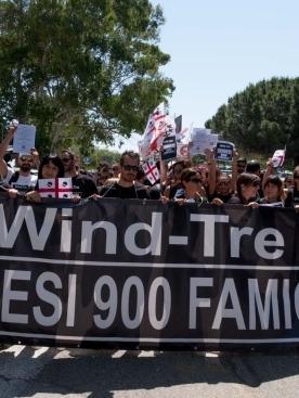 Wind-Tre, appello alle istituzioni 