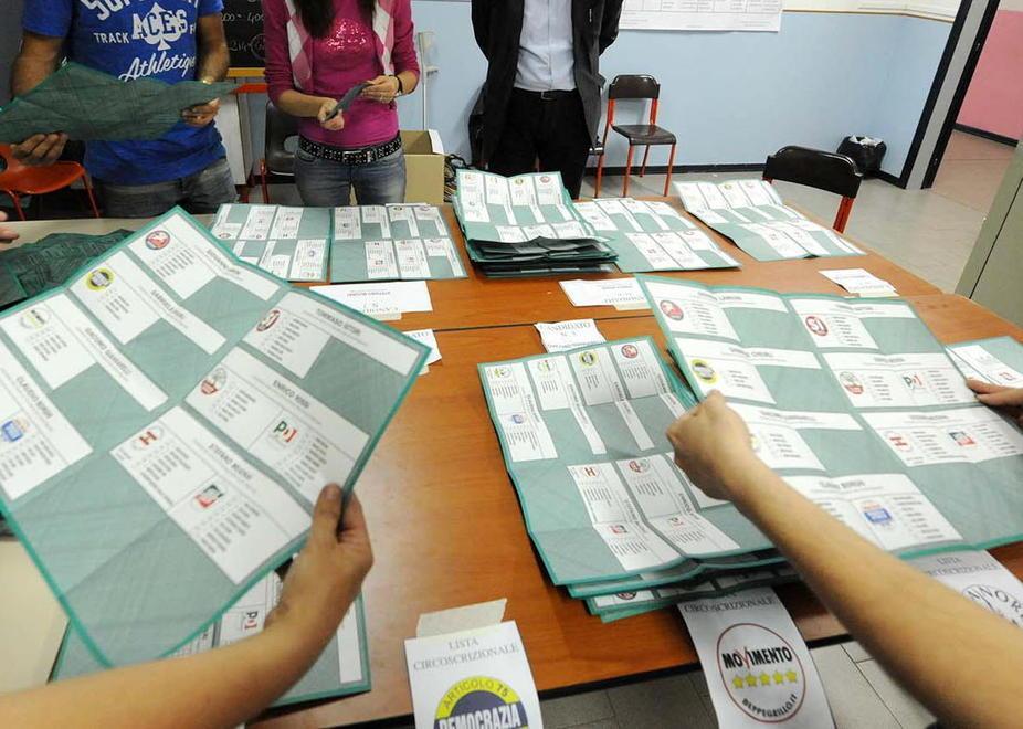 Quasi diecimila elettori per tre sindaci 
