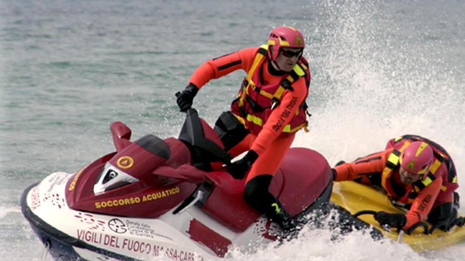 Alle Spiagge bianche anche i vigili del fuoco