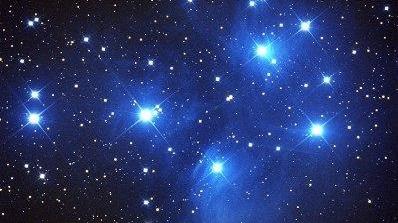 Con nuovi mezzi digitali per «riprendere» il cielo