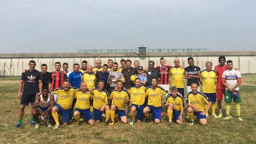 Un calcio all’integrazione nella partita al carcere