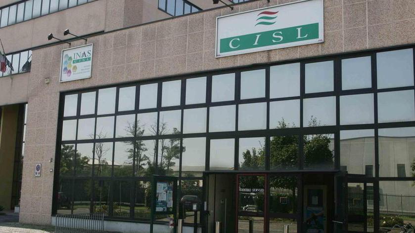 La sfida della Cisl: domani sera porte aperte in via Turri