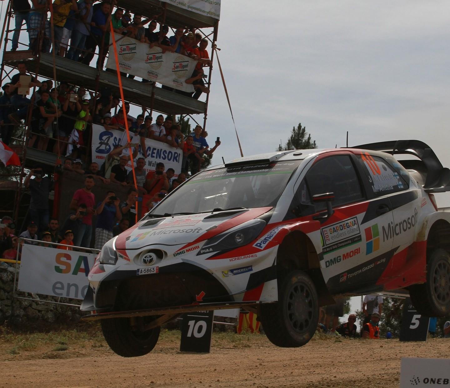 Nel giorno delle sorprese spunta la stella di Tanak Ma Latvala è in agguato 