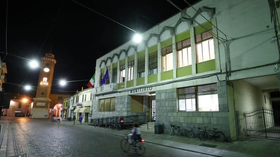 Comune, piazze e scuole vuote La desolazione trionfa ovunque
