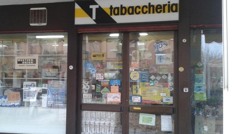 Via Dalla Chiesa: siamo esasperati dai furti