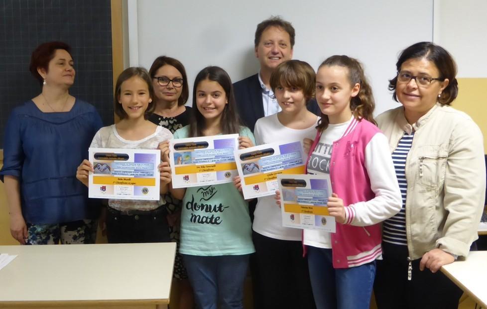 Premiate le studentesse vincitrici 