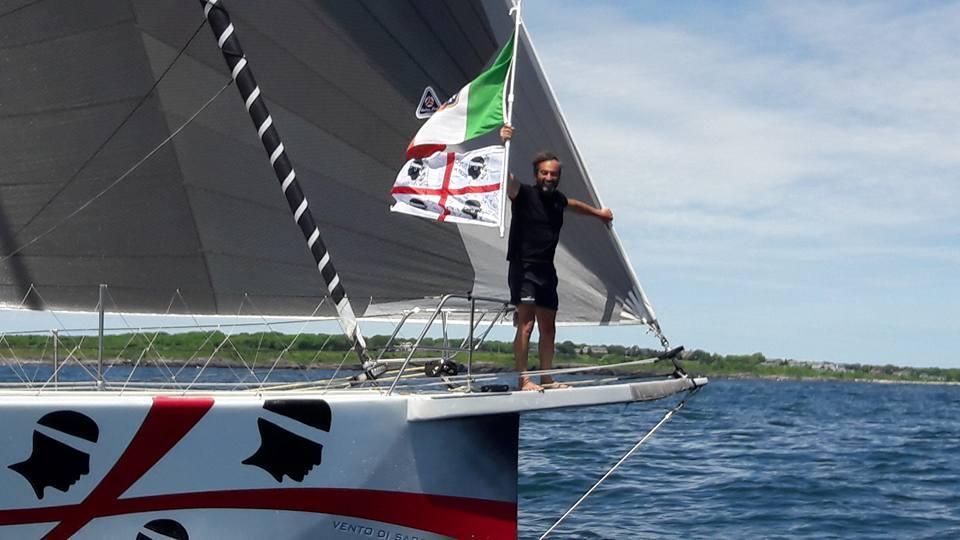 Andrea Mura all'arrivo a Newport
