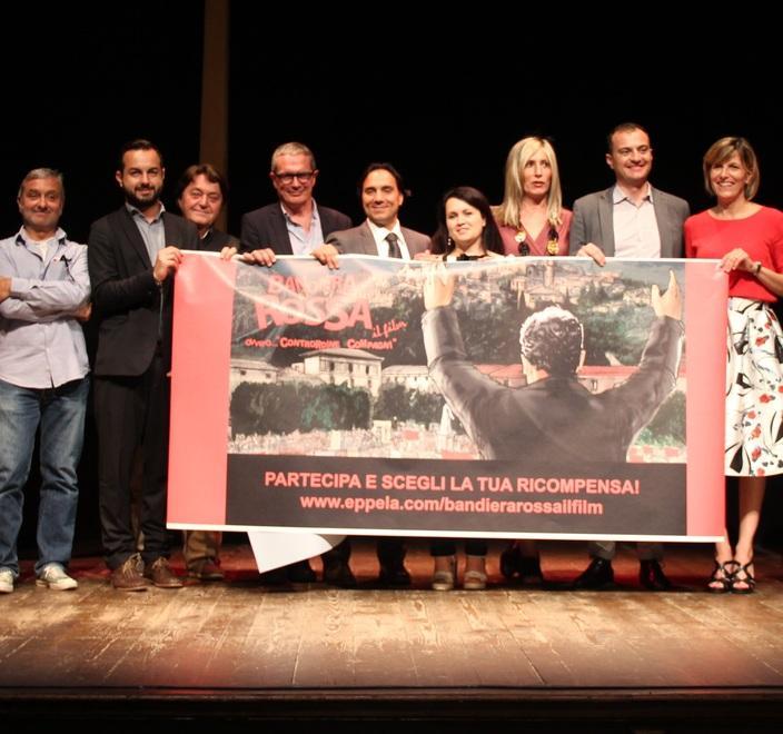 Bandiera rossa «Ciak compagni, finanziate il film» 