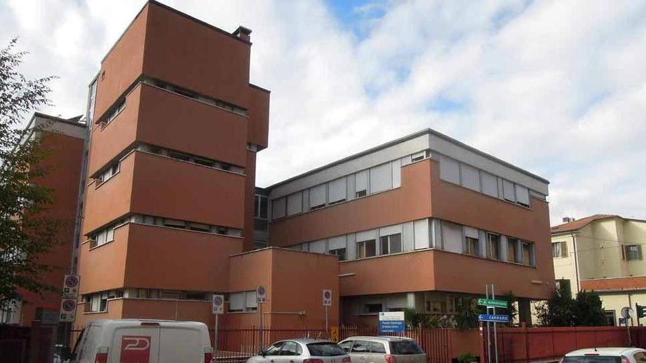 Il medico è in maternità niente visita per un’anziana