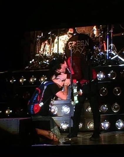 Giordano e Gabriele notte indimenticabile con i Green Day 