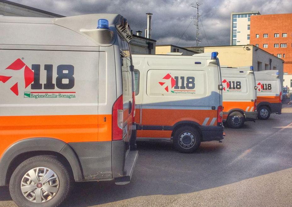Caso ambulanze, protestano i professionisti: «La Regione non ci ascolta»  