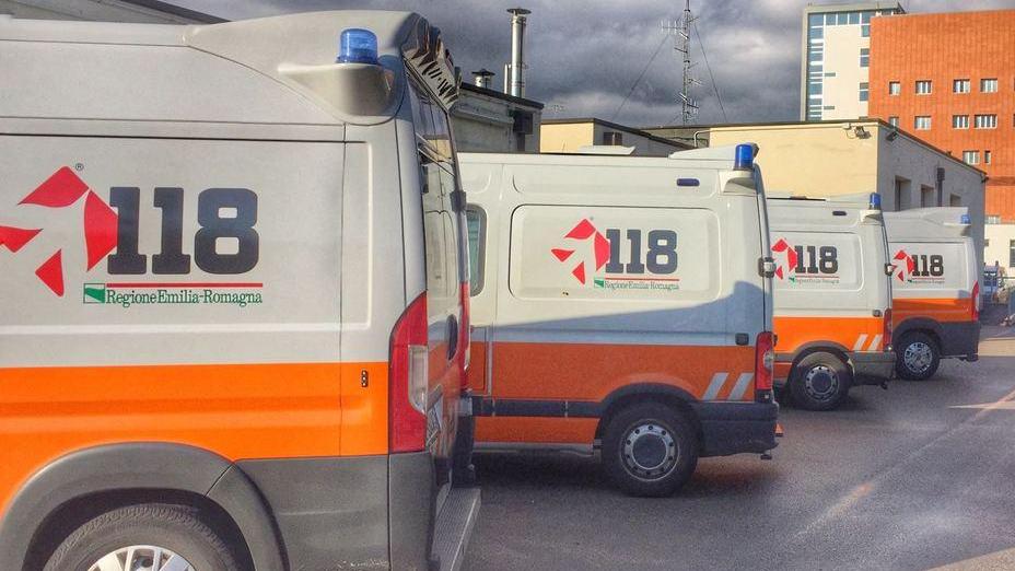 Caso ambulanze, protestano i professionisti: «La Regione non ci ascolta»