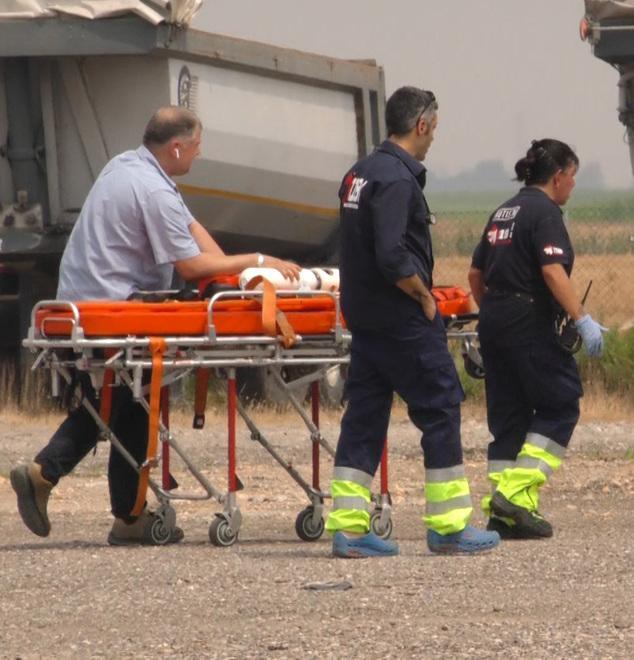 Mirandola, tocca i fili dell’alta tensione, folgorato  
