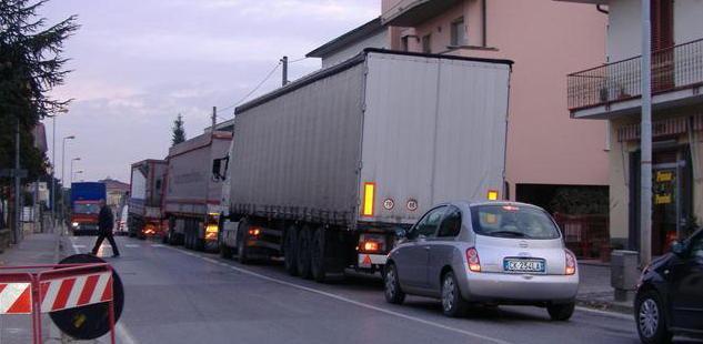 «Il sottopasso non eliminerà  il traffico pesante» 