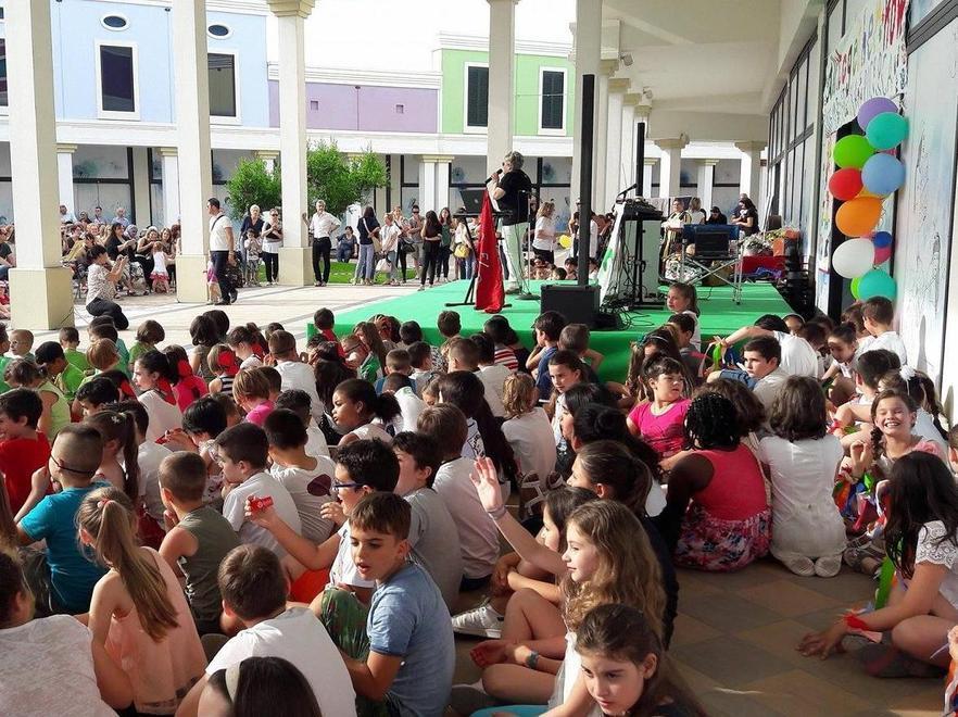 I bambini della primaria in aiuto all’Ail Ferrara 