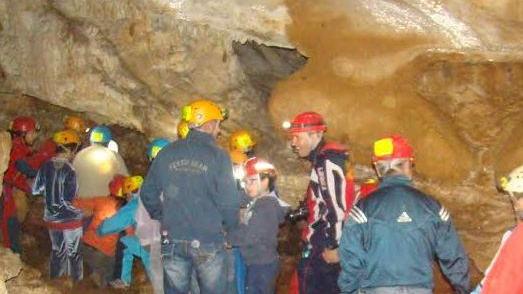 Dorgali, disabili in visita in grotta 