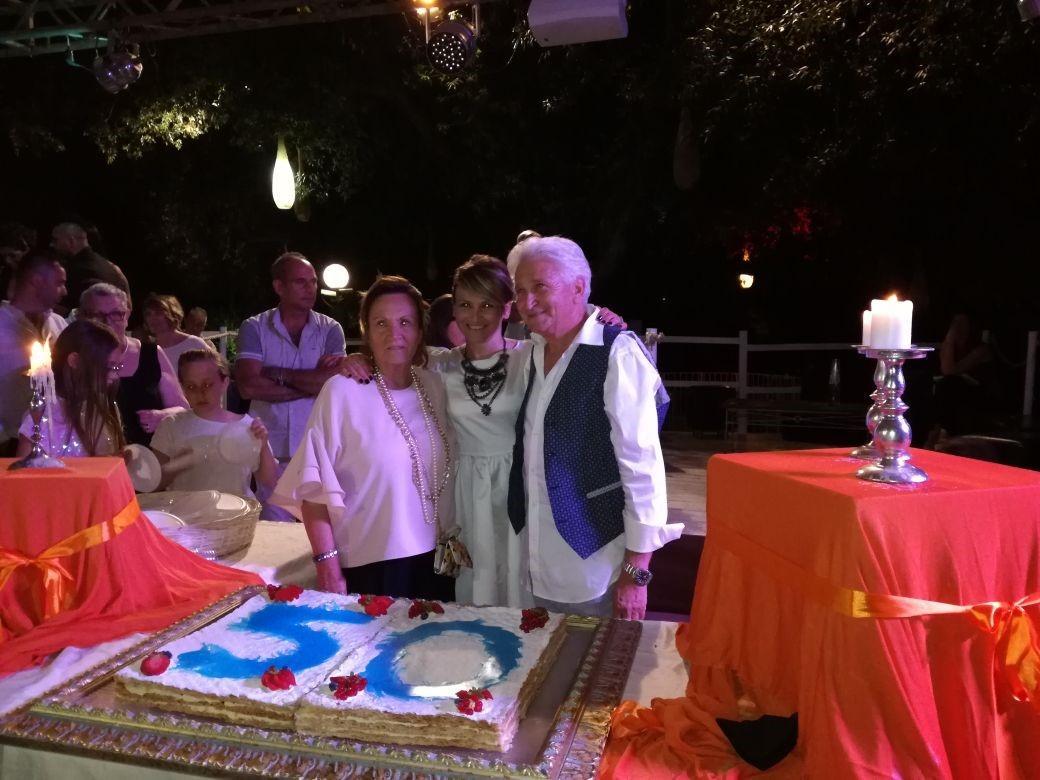 Festa grande a Villa Fiorelli per i parrucchieri Romolo e Barbara Luzzi