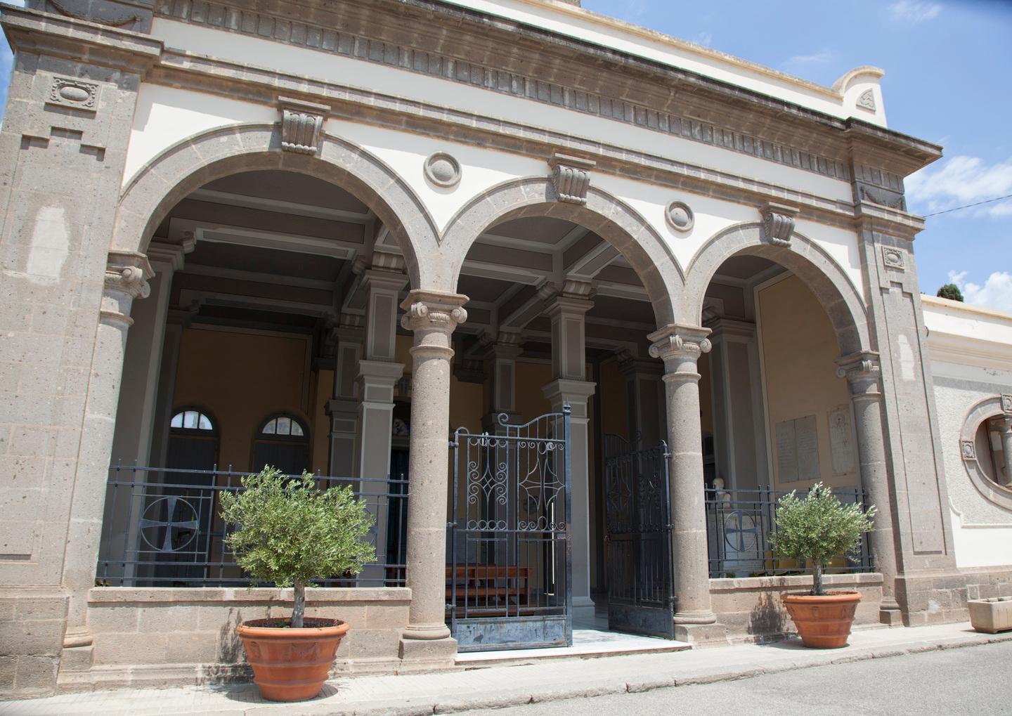 Alghero, morta da 18 giorni ma nessun familiare si interessa di lei