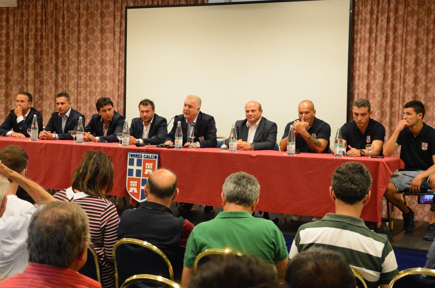 La presentazione della nuova Torres