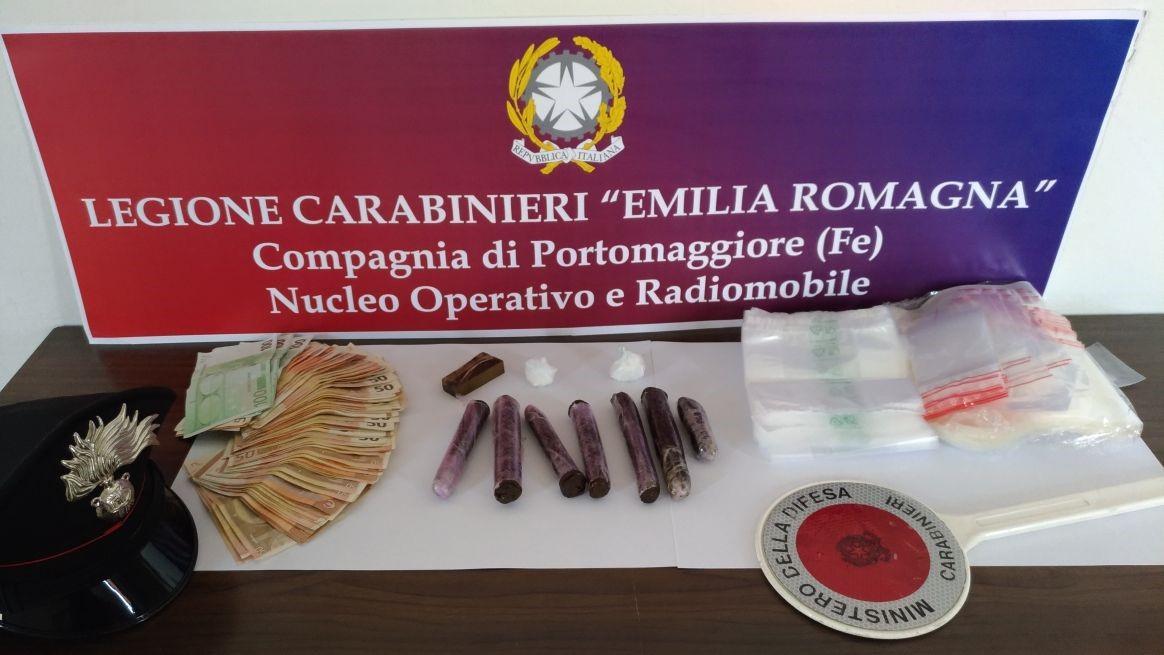 Droga e soldi sequestrati dai carabinieri