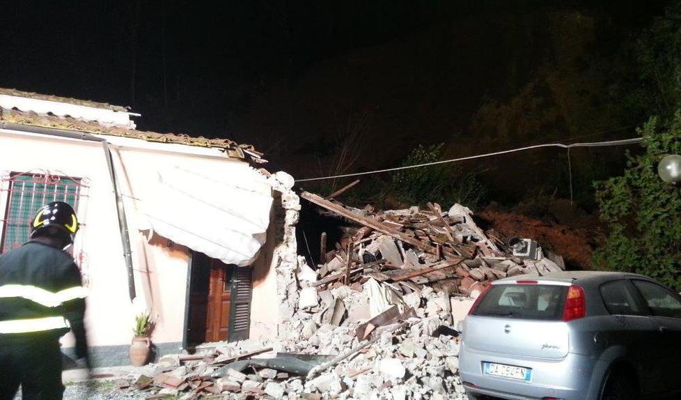 Casa distrutta dalla frana due chiedono l’abbreviato 