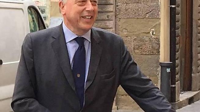 Candidati faccia a faccia nel confronto a tutto campo