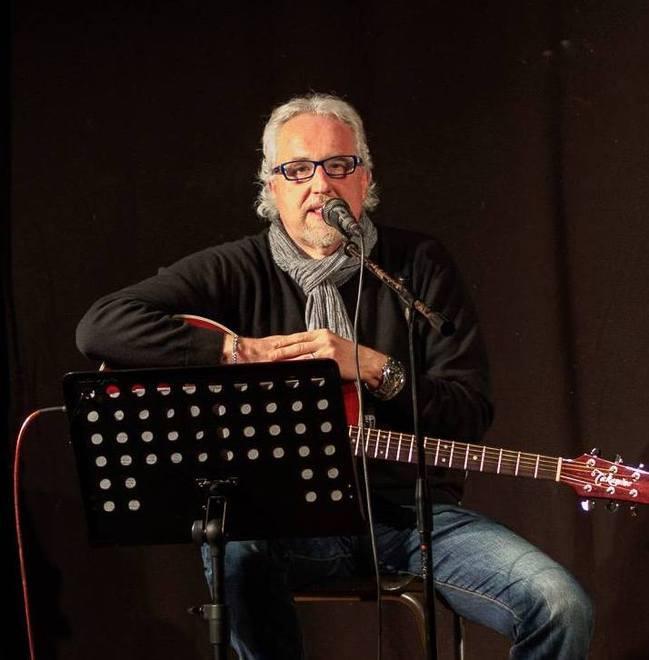 CHI È
