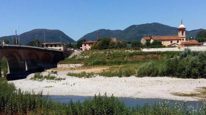 Il fiume ridotto a un torrente su livelli che ricordano agosto