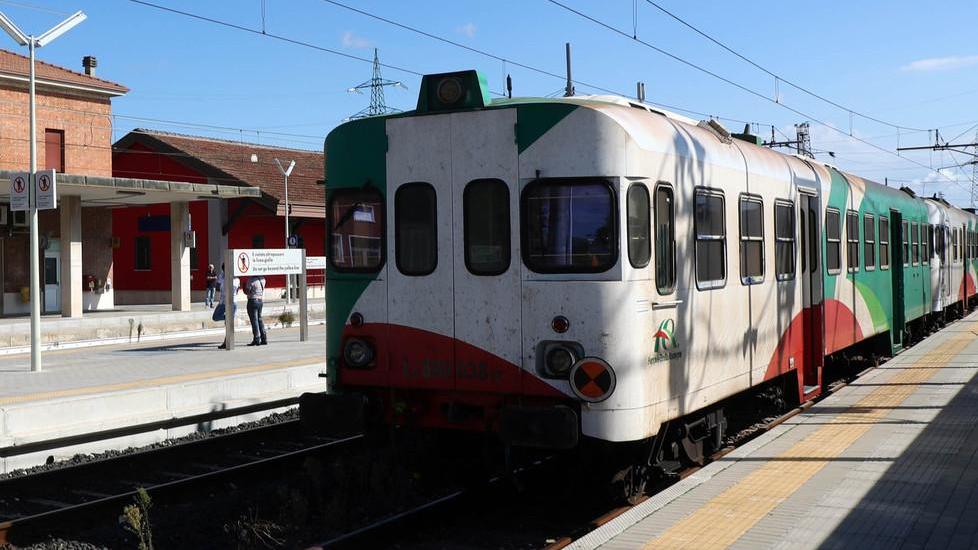 Fabbri (Lega): soldi per le infrastrutture se la ferrovia chiude