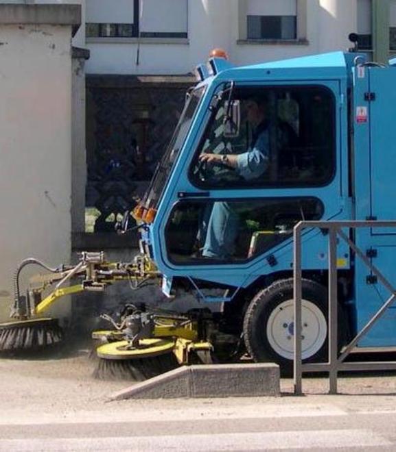 Lo spazzamento meccanizzato al via a Copparo