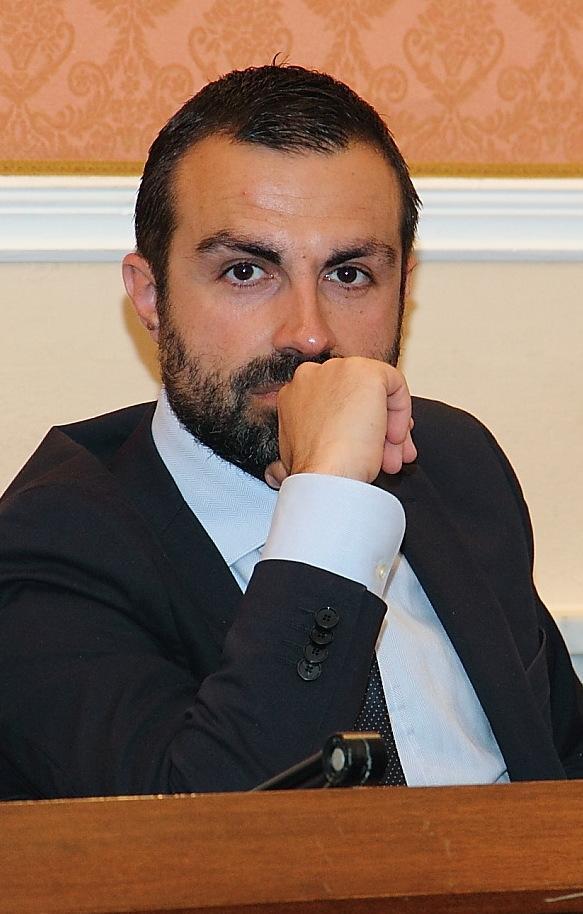 Caso Usai, la minoranza attacca 
