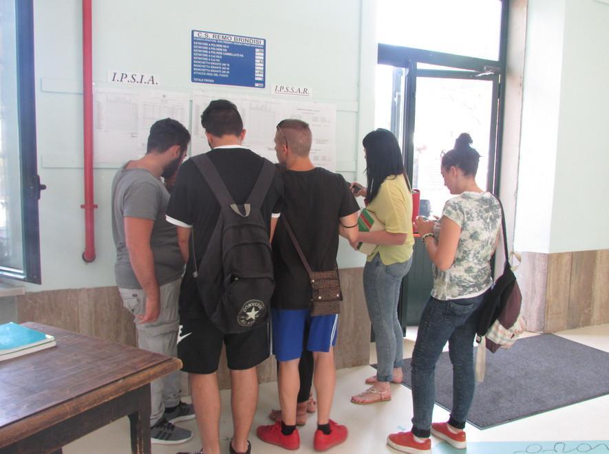 A sorpresa vince il testo del livornese